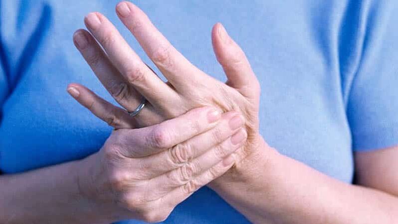 Les causes de la douleur au bout des doigts